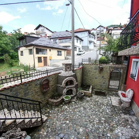 Ade * Sarajevo
